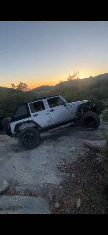 2015 Jeep Wrangler Unlimited · Rubicon (JK) Sport Utility 4D in La Mesa, CA (photo 5) — photo 5