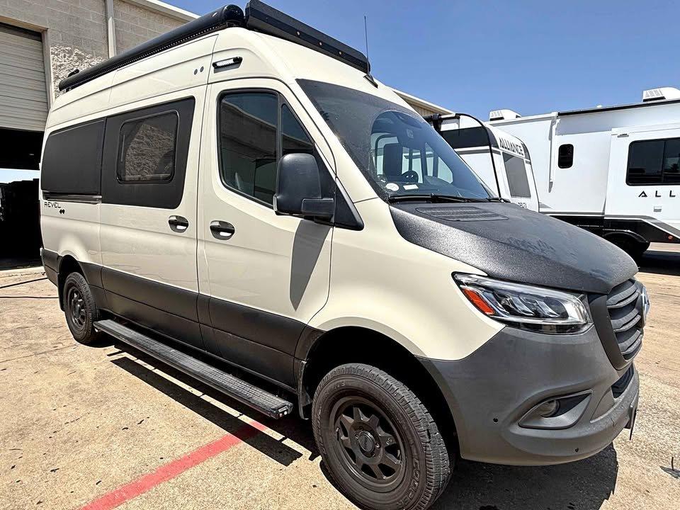 2023 Winnebago Revel 44E! Class B 2500 Mercedes! Only 26k miles, 4x4 Chassis, Lithium Battery, Solar & 2,000 Watt Inverter in Buda, TX (photo 9) — photo 9