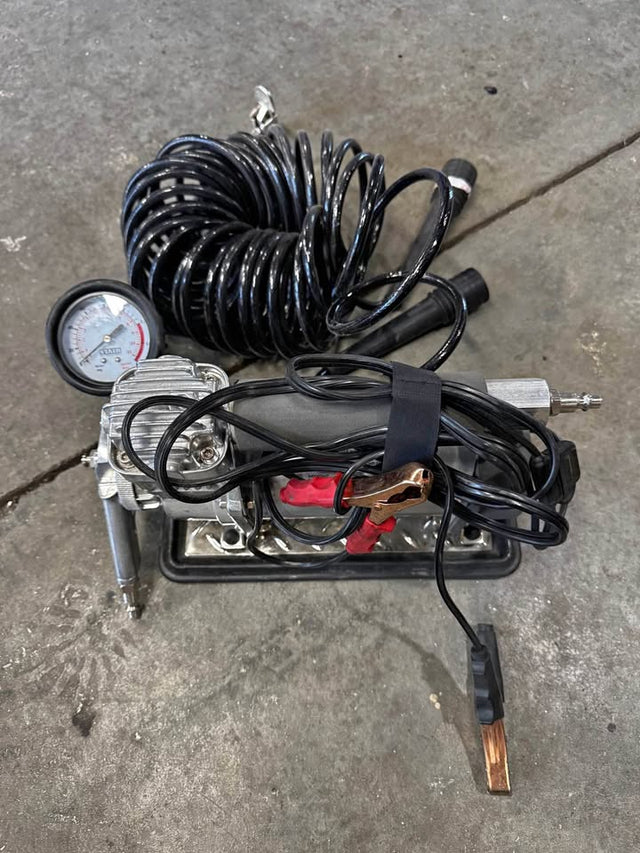 VIAIR 400P Automatic Portable Compressor in Denver, CO (photo 1)
