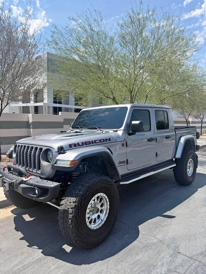 2020 Jeep Gladiator · Rubicon Pickup 4D 5 ft (photo 1) — photo 1
