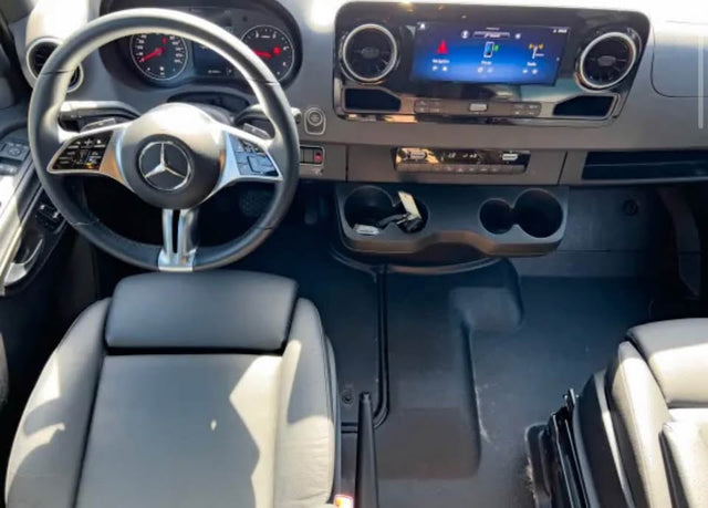 2025 Storyteller Overland Dark Mode OG AWD — photo 3