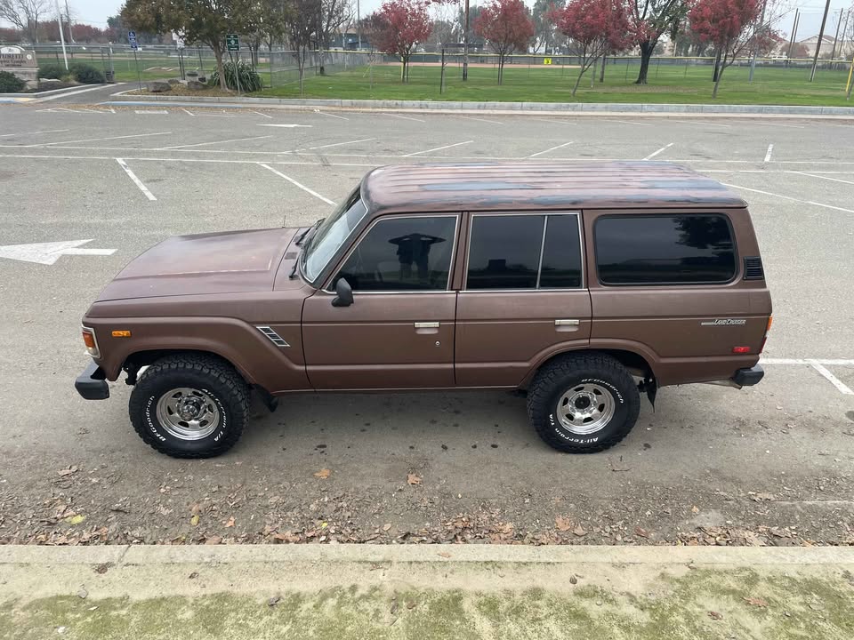 1983 Toyota Landcruiser · FJ60 in Turlock, CA (photo 6) — photo 6