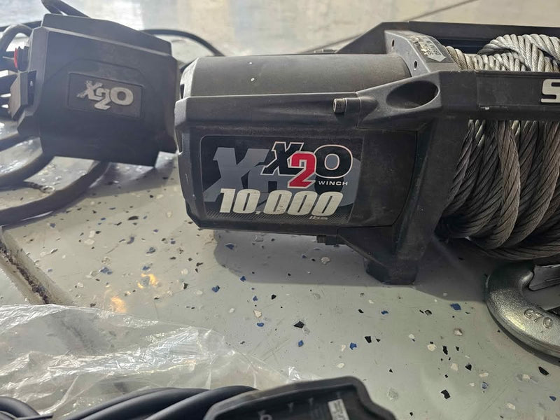 Smittybilt X2O 10,000 lbs Winch in Redmond, OR (photo 2) — photo 2