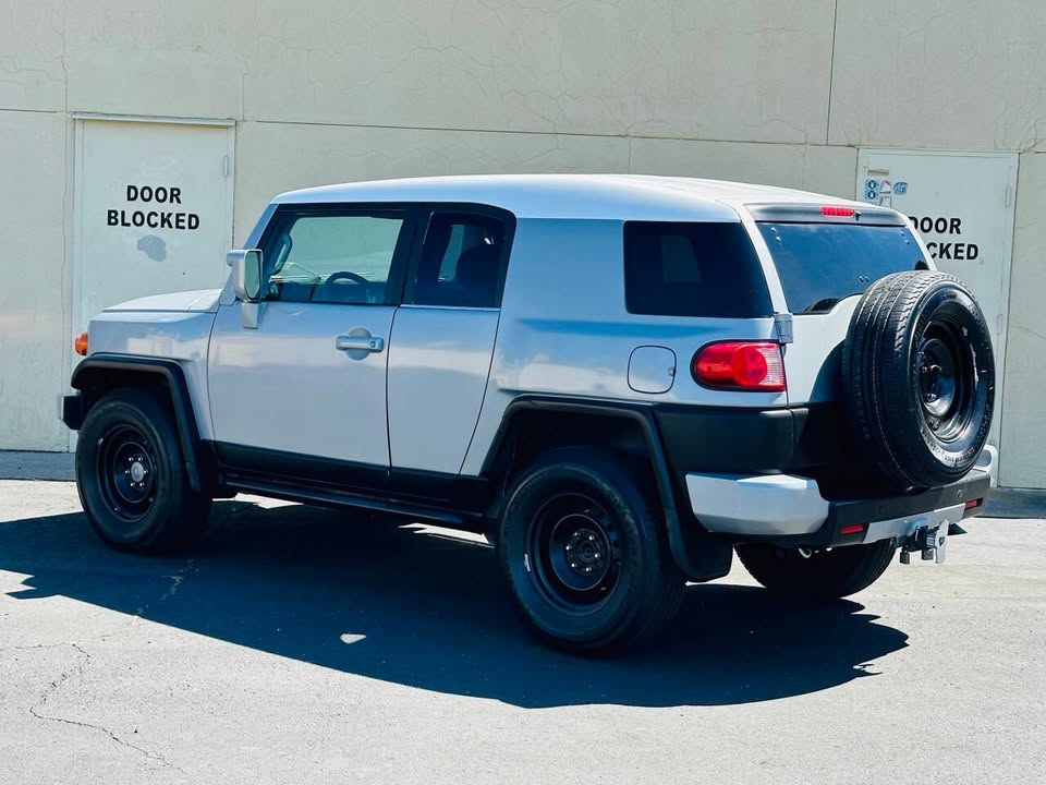 2008 Toyota FJ Cruiser (photo 7) — photo 7
