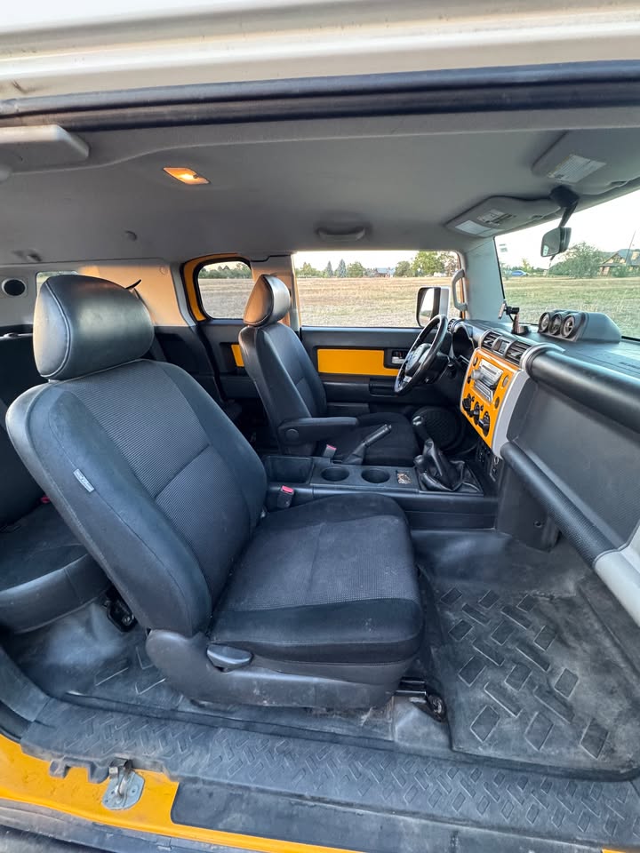 2007 Toyota FJ Cruiser in Denver, CO (photo 10) — photo 10