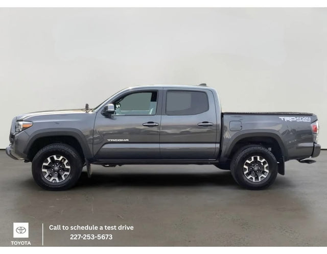 2023 Toyota Tacoma TRD Off-Road V6 — photo 3
