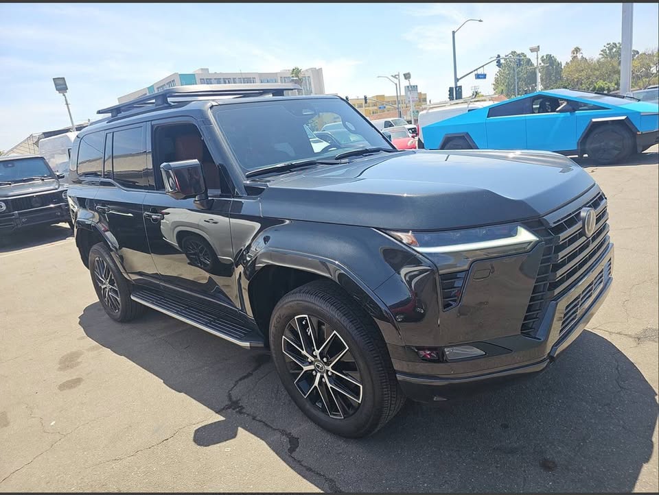 2025 Lexus GX 550 in Lindon, UT (photo 5)