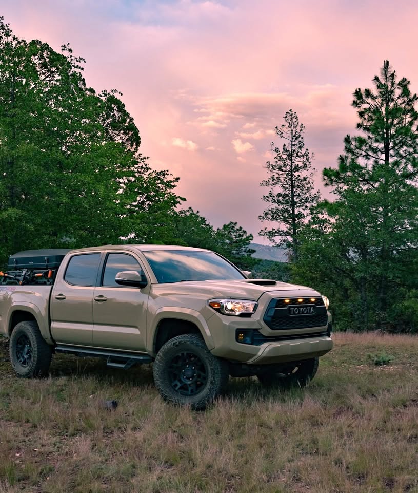 2016 Toyota Tacoma Double Cab TRD Sport Pickup 4D 5 ft in Phoenix, AZ (photo 1)