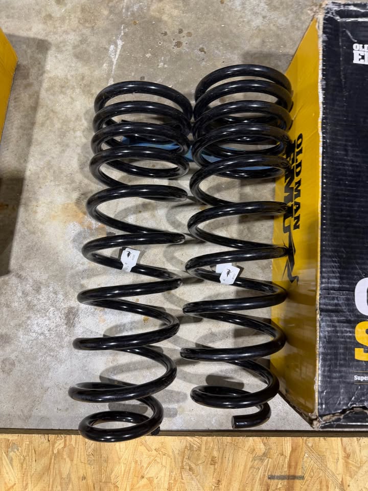 Old man emu front and rear coil springs in Cleveland, TX (photo 5) — photo 5