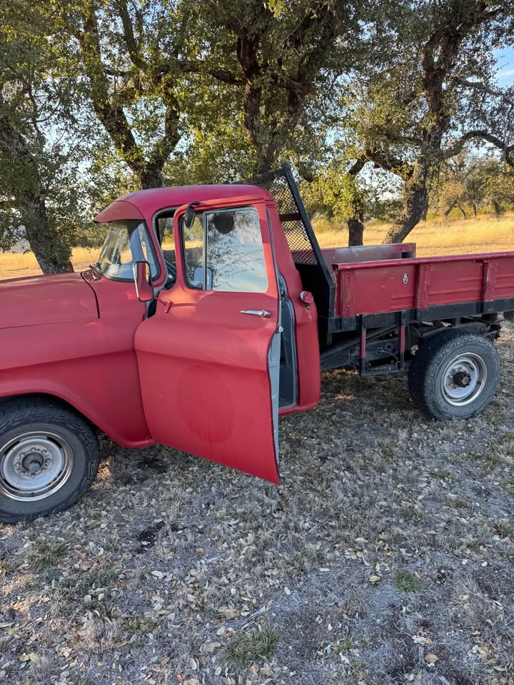 1959 GMC Flatbed Truck in Fredericksburg, TX (photo 2) — photo 2