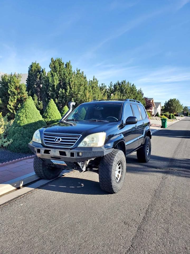 2004 Lexus GX470 in Reno, NV (photo 1)