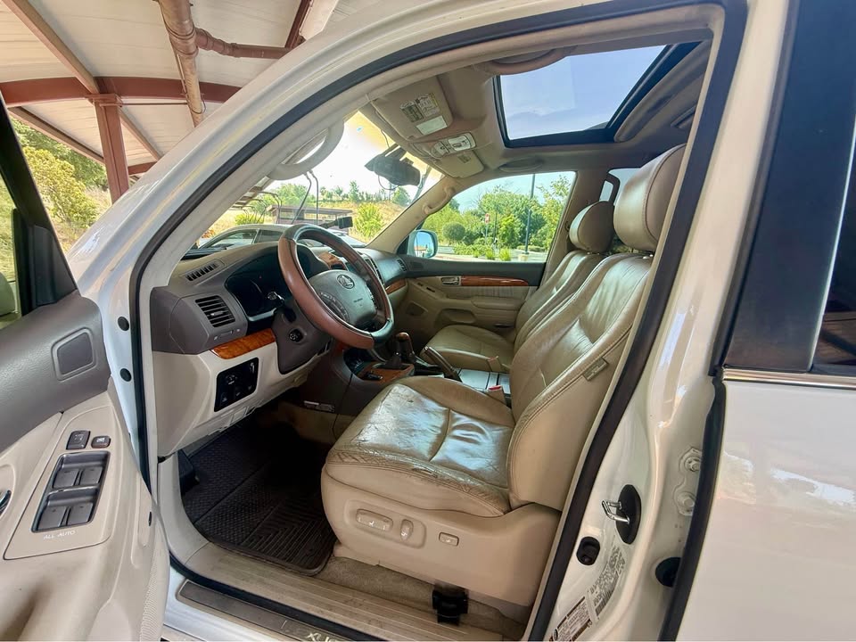 2005 Lexus GX · GX 470 Sport Utility 4D in El Dorado Hills, CA (photo 7) — photo 7