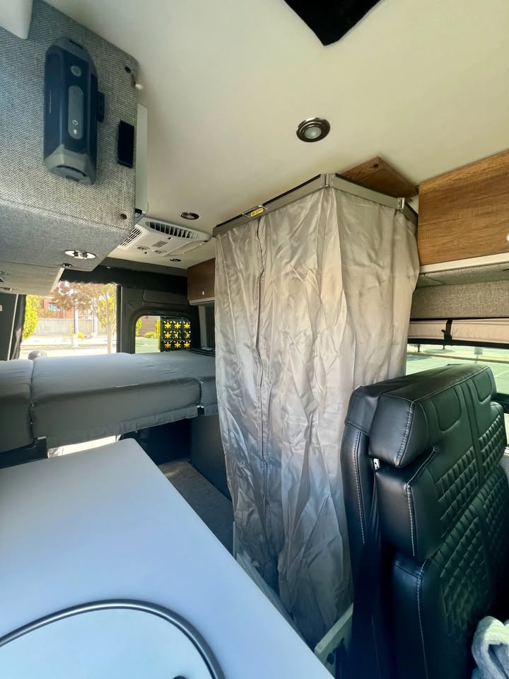 2022 Mercedes-Benz Storyteller Overland Stealth MODE 4x4 in Martinez, CA (photo 8) — photo 8