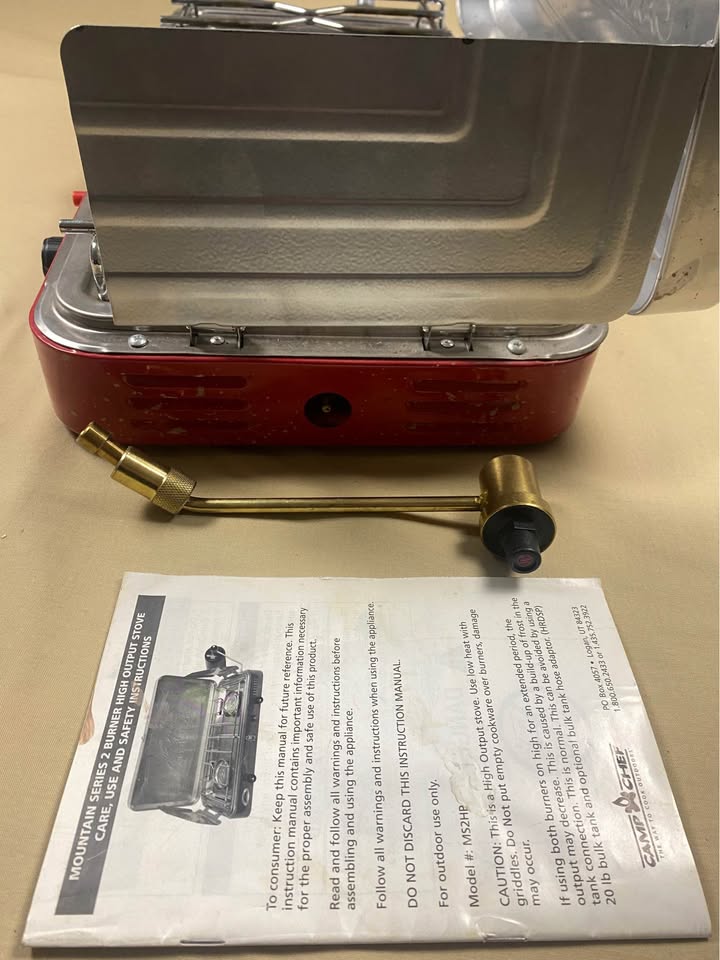 Camp Chef Everest 2 Burner Propane Camp Stove High Output in Albuquerque, NM (photo 6)