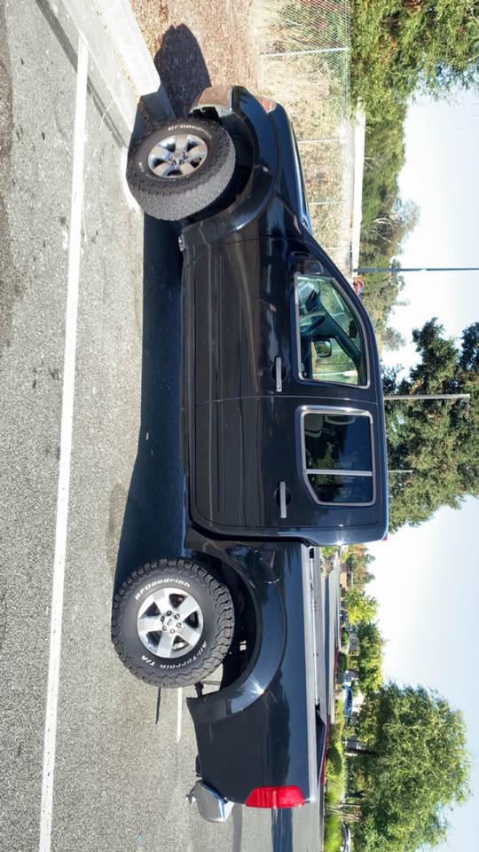 2010 Nissan Frontier Crew Cab · SE 4D in Santa Rosa, CA (photo 4) — photo 4