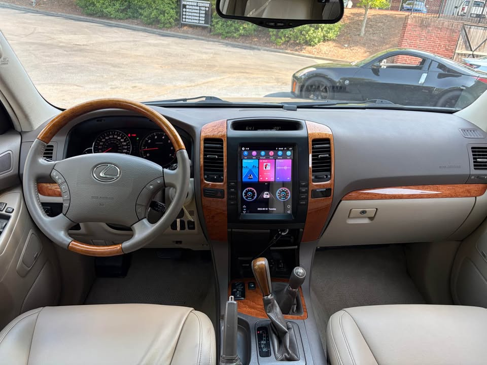 2005 Lexus GX · GX 470 Sport Utility 4D in Alpharetta, GA (photo 11) — photo 11