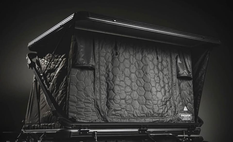 Freespirit Recreation - Evolution XL - Rooftop Tent (Perfect Condition) in Provo, UT (photo 2) — photo 2