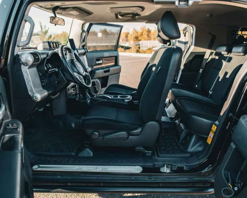 Toyota FJ Cruiser (photo 7) — photo 7