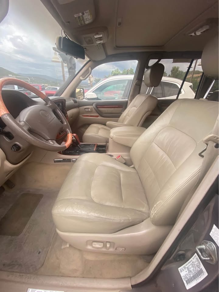 2000 Lexus LX · LX 470 Sport Utility 4D in Park City, UT (photo 5) — photo 5