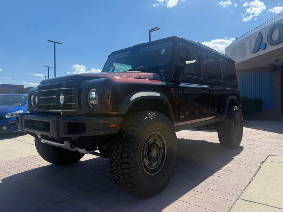 2025 INEOS Grenadier · Station Wagon (photo 3) — photo 3