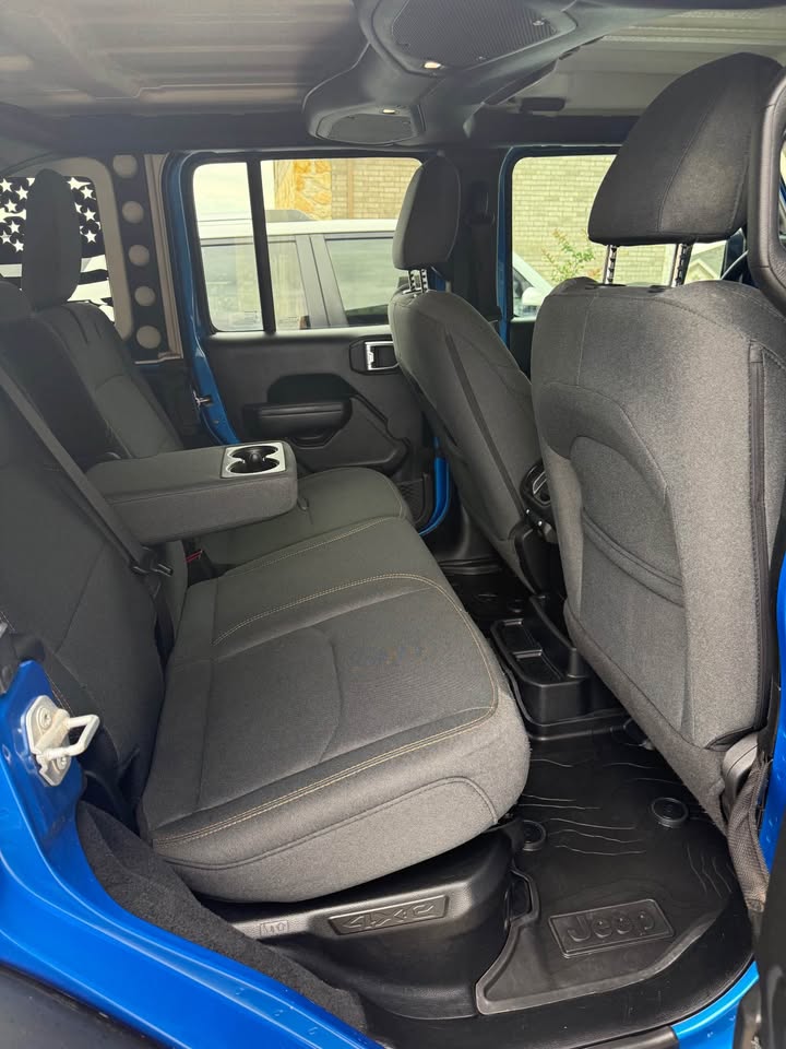 2024 Jeep Wrangler 4xe · Willys 4xe Sport Utility 4D in Lakeway, TX (photo 6) — photo 6