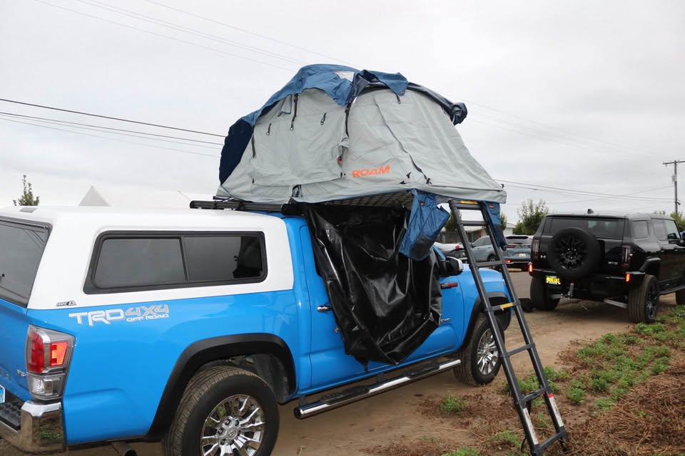ROAM Adventure Co. Vagabond Lite Roof Top Tent in Hillsboro, OR (photo 4) — photo 4