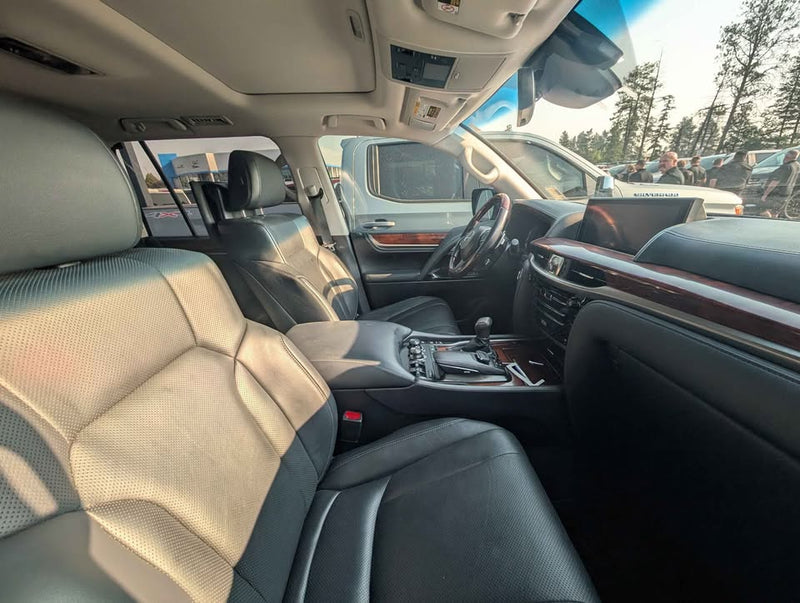 2017 Lexus LX LX 570 Sport Utility 4D (photo 3) — photo 3