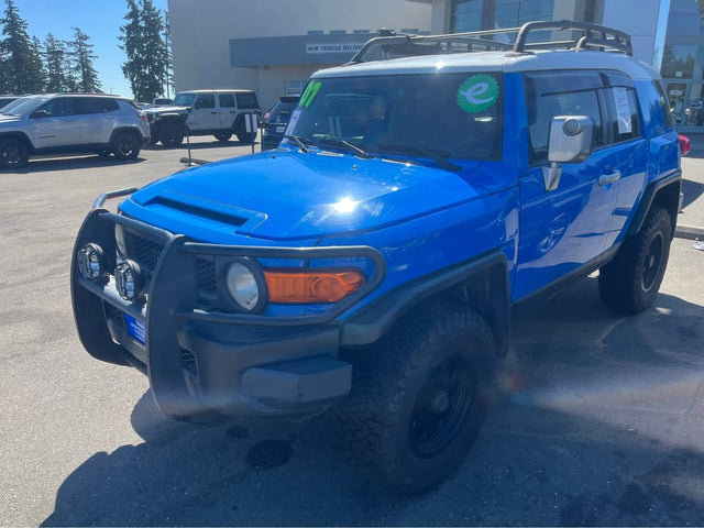2007 Toyota FJ Cruiser · Sport Utility 2D — photo 2
