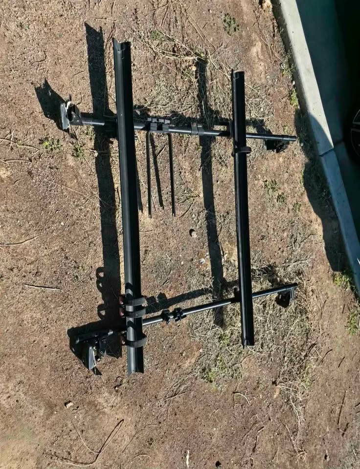 Yakima roof rack in Sanger, CA (photo 5)