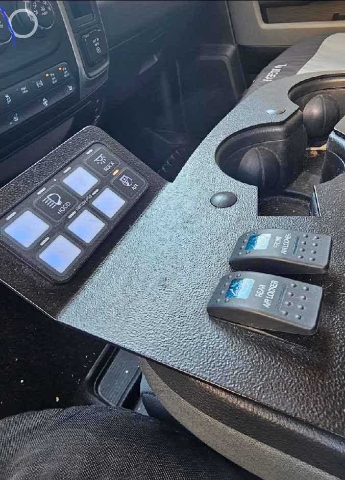 2017 Ram 2500 Crew Cab · SLT Pickup 4D 6 1/3 ft in Moses Lake, WA (photo 5)
