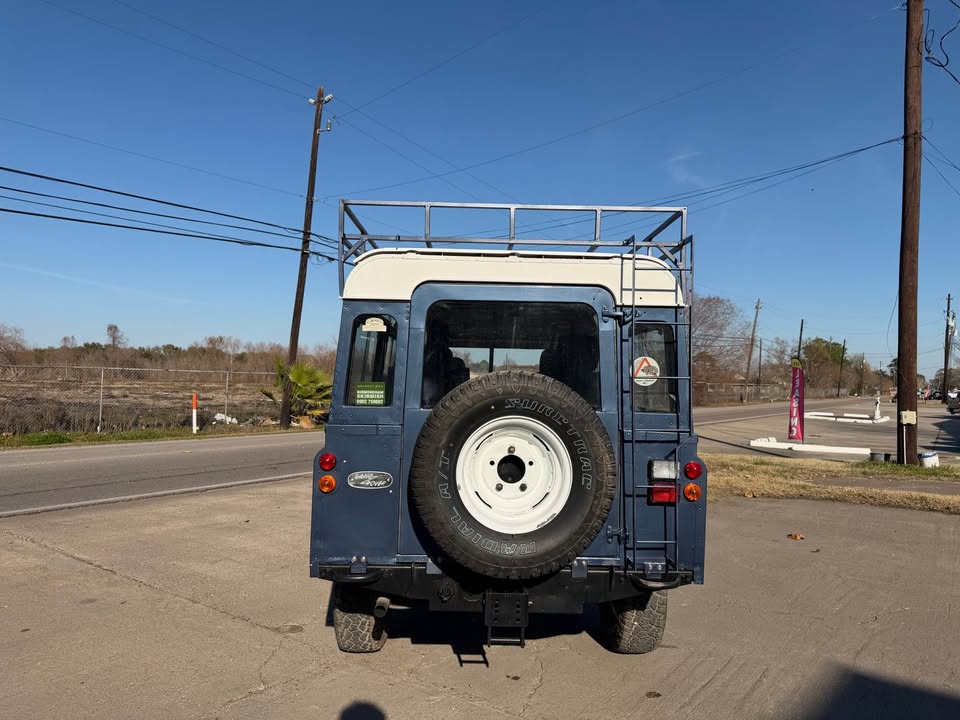 1973 Land Rover Defender · 109 Diesel in Houston, TX (photo 5) — photo 5