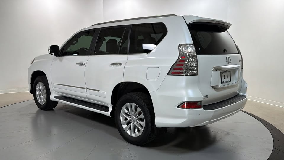 2018 Lexus GX 460 in Nashville, TN (photo 4) — photo 4