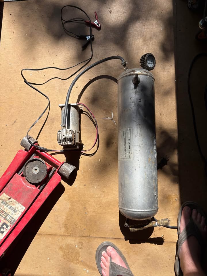 Viair compressor with tank in Waco, TX (photo 4) — photo 4