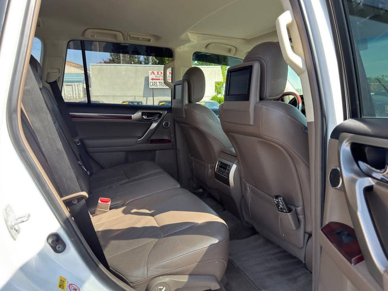 2010 Lexus GX 460 in Sacramento, CA (photo 11) — photo 11