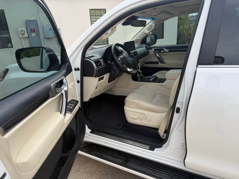 2022 Lexus GX · GX 460 Luxury Sport Utility 4D in Phoenix, AZ (photo 5) — photo 5