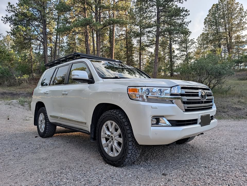 2017 Toyota Landcruiser in Parker, CO (photo 1)