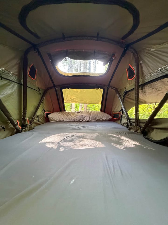 Roam Vagabond Rooftop Tent — photo 2