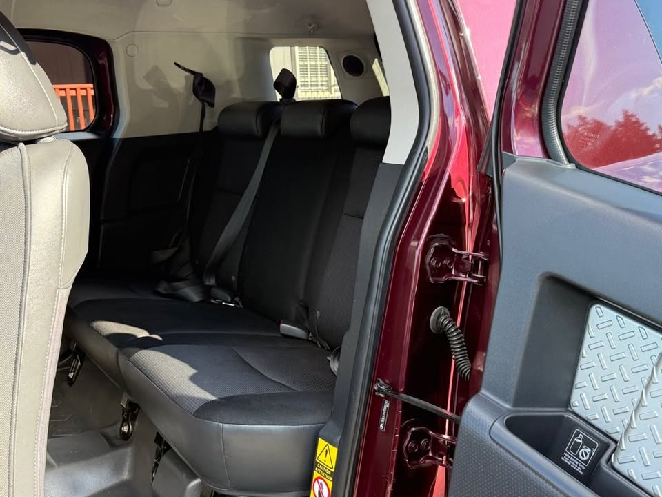 2007 TOYOTA FJ CRUISER in Spanaway, WA (photo 11) — photo 11