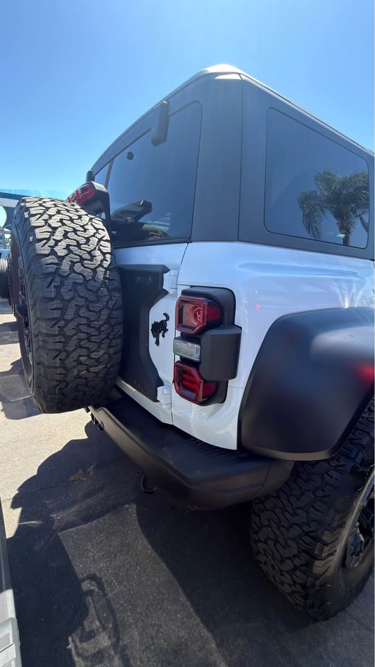 2023 Ford Bronco · Raptor Sport Utility 4D in Stockton, CA (photo 6)