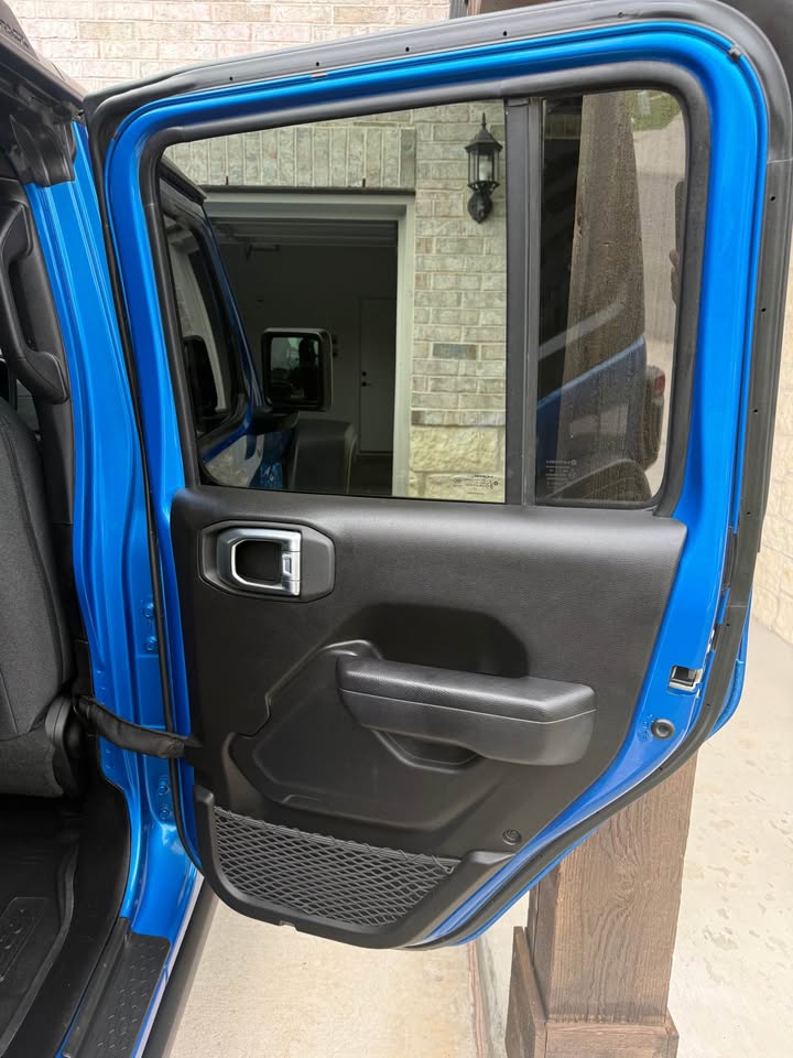 2024 Jeep Wrangler 4xe · Willys 4xe Sport Utility 4D in Lakeway, TX (photo 7) — photo 7