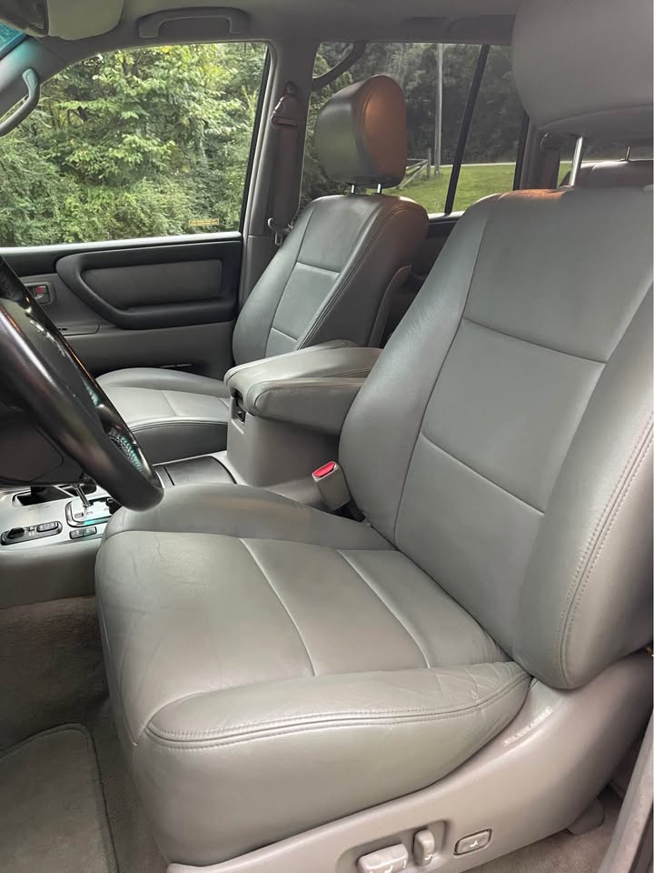 2006 Toyota Landcruiser · Sport Utility 4D in Georgetown, TN (photo 8) — photo 8
