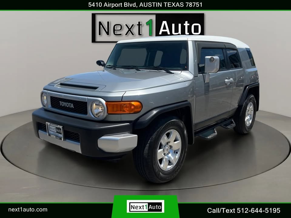 2010 Toyota FJ Cruiser Sport Utility 2D in Austin, TX (photo 10) — photo 10