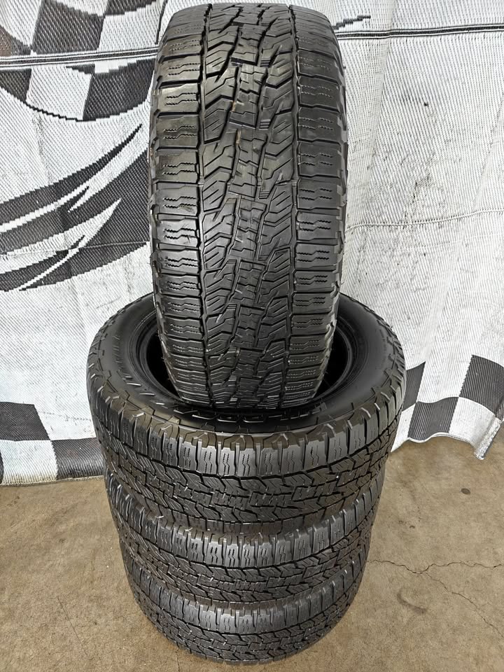 255/55r18 "Nubby New" Falken Wildpeak A/T Trail Terrain Tires in Portland, OR (photo 1)