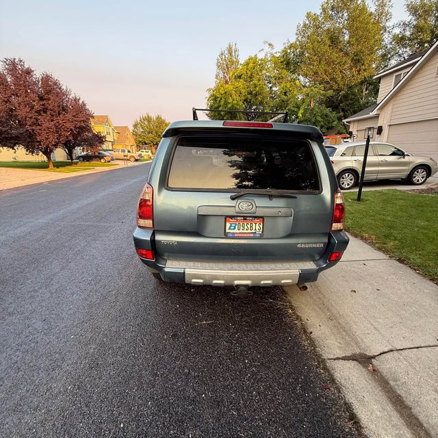 2004 Toyota 4Runner · SR5 Sport Utility 4D — photo 3