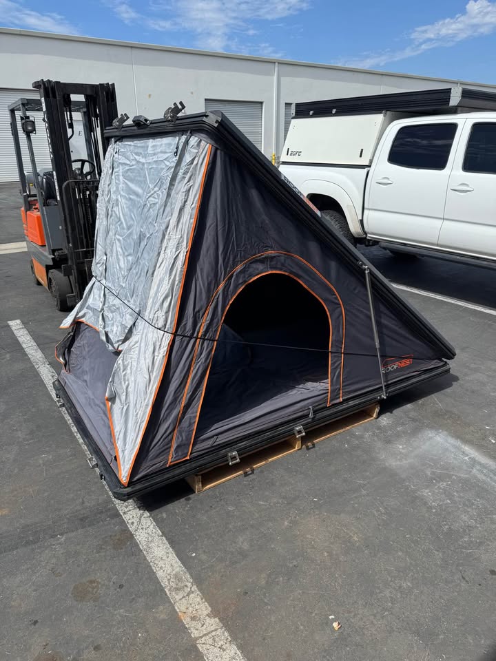 Roofnest Falcon Roof Top Tent in Fountain Valley, CA (photo 4) — photo 4