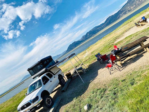 James baroud roof top tent