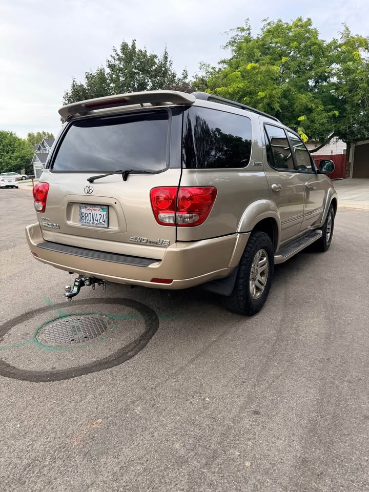 2006 Toyota Sequoia · Limited 4WD 4.7L i-FORCE V8 in Meridian, ID (photo 4) — photo 4