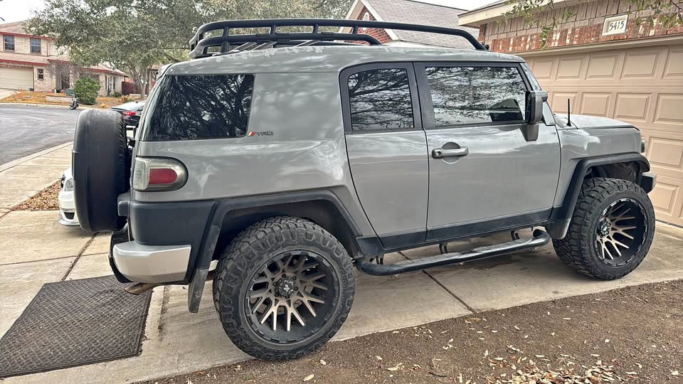 2007 Toyota fj in San Antonio, TX (photo 1) — photo 1