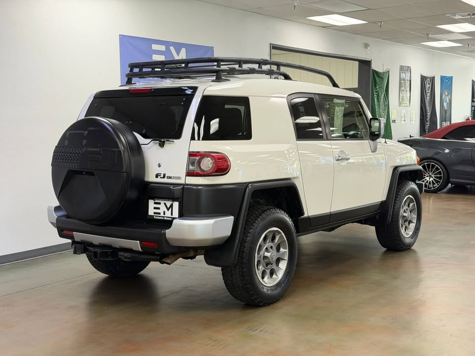 2013 Toyota FJ Cruiser in Sacramento, CA (photo 6) — photo 6