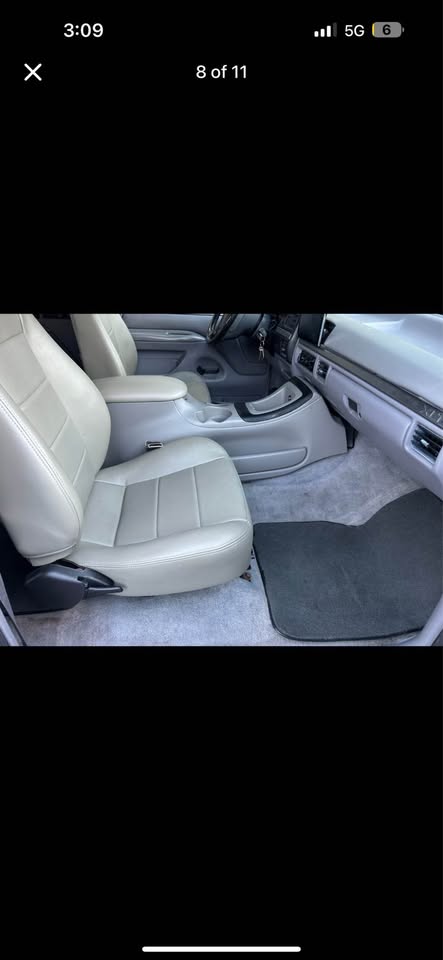 1994 Ford Bronco · Sport Utility 2D in San Bruno, CA (photo 8)